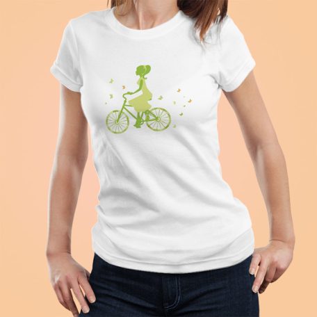Bicikliző lány